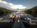 ./images/calvert/dock/20140815/dock20140815_182004.jpg