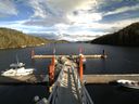 ./images/calvert/dock/20141014/dock20141014_153004.jpg