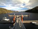 ./images/calvert/dock/20141014/dock20141014_155002.jpg