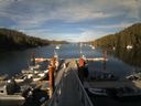 ./images/calvert/dock/20150628/dock20150628_194001.jpg