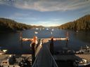 ./images/calvert/dock/20150730/dock20150730_192002.jpg
