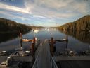 ./images/calvert/dock/20150815/dock20150815_194002.jpg