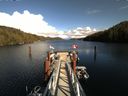 ./images/calvert/dock/20160327/dock20160327_154504.jpg