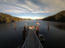 ./images/calvert/dock/20160328/dock20160328_182002.jpg