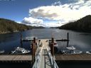 ./images/calvert/dock/20160427/dock20160427_130001.jpg