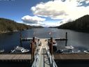 ./images/calvert/dock/20160427/dock20160427_130501.jpg
