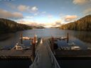 ./images/calvert/dock/20160427/dock20160427_192501.jpg