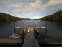 ./images/calvert/dock/20160506/dock20160506_183001.jpg