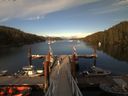 ./images/calvert/dock/20160521/dock20160521_195004.jpg
