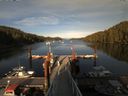 ./images/calvert/dock/20160605/dock20160605_194004.jpg