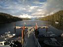 ./images/calvert/dock/20160622/dock20160622_200004.jpg