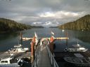 ./images/calvert/dock/20160702/dock20160702_194004.jpg