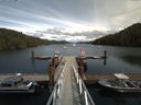 ./images/calvert/dock/20160706/dock20160706_145002.jpg