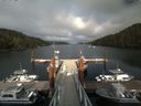 ./images/calvert/dock/20160715/dock20160715_183504.jpg