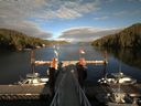 ./images/calvert/dock/20160816/dock20160816_185001.jpg
