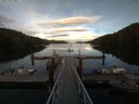 ./images/calvert/dock/20160826/dock20160826_190503.jpg