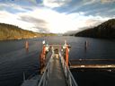 ./images/calvert/dock/20161021/dock20161021_162004.jpg