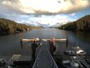 ./images/calvert/dock/20170410/dock20170410_183504.jpg