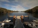./images/calvert/dock/20170421/dock20170421_181001.jpg