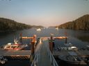 ./images/calvert/dock/20170804/dock20170804_193002.jpg