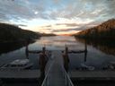 ./images/calvert/dock/20170907/dock20170907_195003.jpg