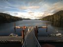 ./images/calvert/dock/20180511/dock20180511_193501.jpg