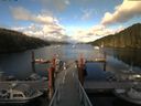 ./images/calvert/dock/20180625/dock20180625_201004.jpg