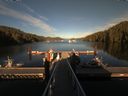 ./images/calvert/dock/20180805/dock20180805_192004.jpg
