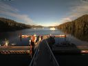 ./images/calvert/dock/20180805/dock20180805_194001.jpg